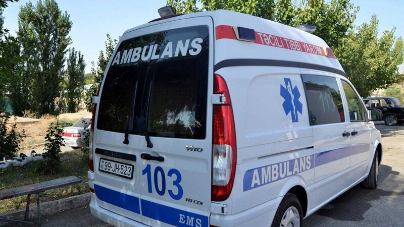 Yas mərasimində evin eyvanı uçdu: 8 qadın xəsarət aldı (YENİLƏNİB)