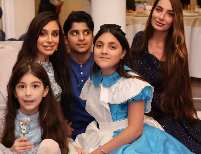 Leyla Əliyeva qızını doğum günü münasibəti ilə təbrik etdi - FOTO