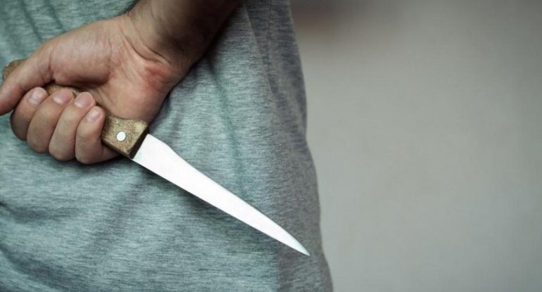 Ağstafada 9-cu sinif şagirdi bıçaqlandı