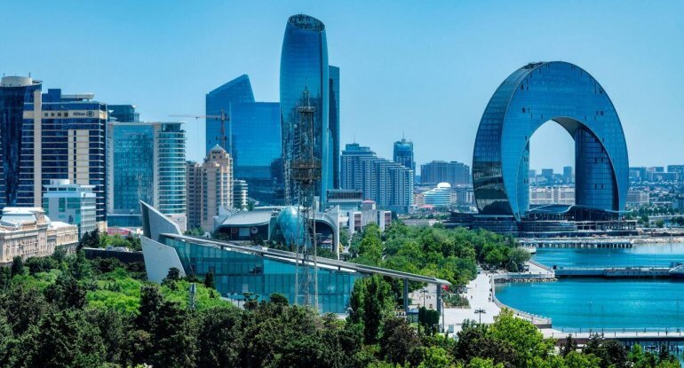 Bu nazirliklər Bakıdan köçürülə bilər - ADLAR