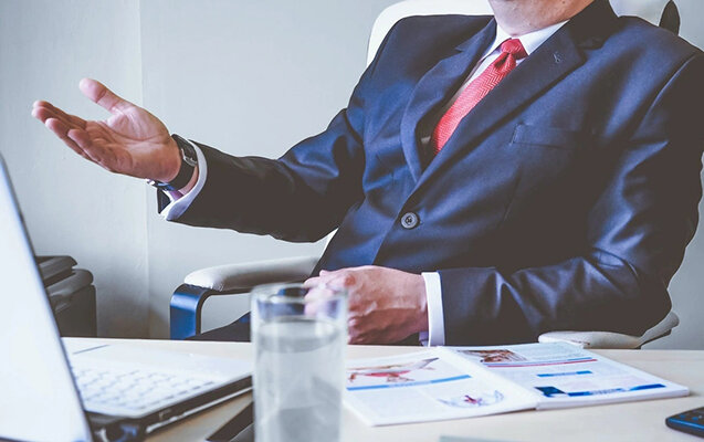 Həbs edilən sabiq məmurun şok əməlləri - 6,5 milyonluq fırıldaq