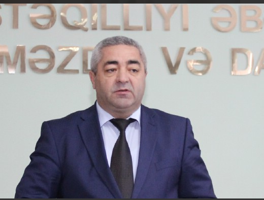 İdman Kompleksinin direktoru obyekti hansı vəsaitlə əldə edib?