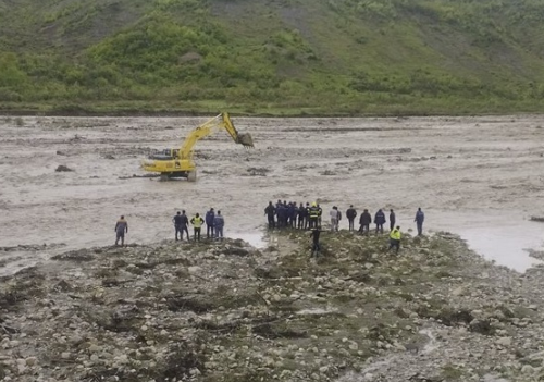 Ağsuda sel nəticəsində ölən şəxs sahə rəisi imiş