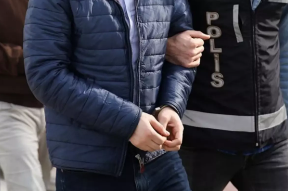 Arvadını küçənin ortasında öldürən şəxs həbs edildi