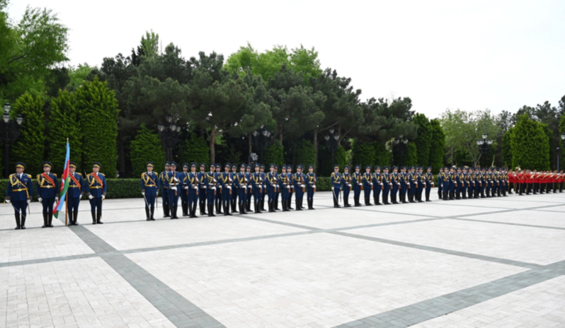 İran Prezidenti Məsud Pezeşkianın rəsmi qarşılanma mərasimi olub