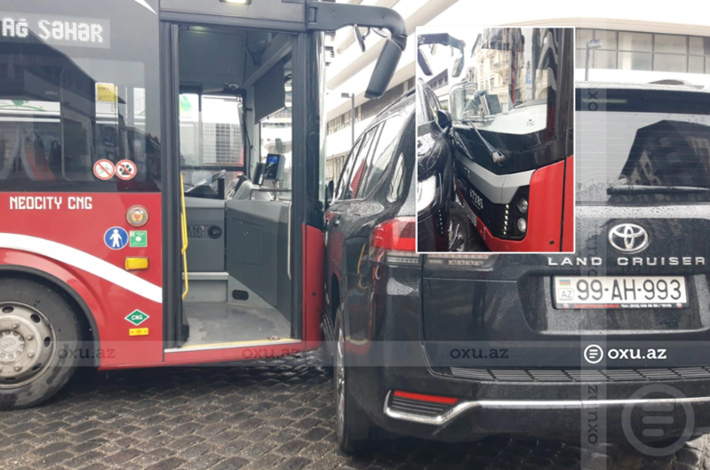 Bakıda avtobus "Land Cruiser"lə toqquşdu