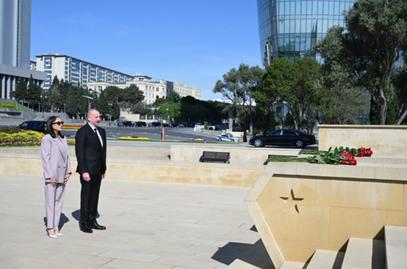 İlham Əliyev və Mehriban Əliyeva Qələbə uğrunda döyüşən Azərbaycan övladlarının xatirəsini anıblar