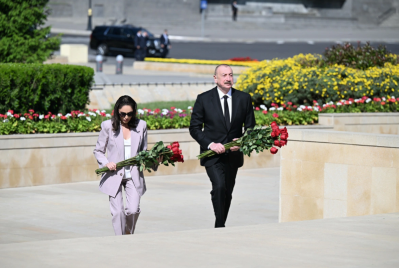 İlham Əliyev və Mehriban Əliyeva Qələbə uğrunda döyüşən Azərbaycan övladlarının xatirəsini anıblar