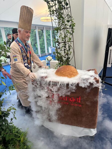 Kral ailəsinə bu yeməklərimiz verildi - Menyu açıqlandı