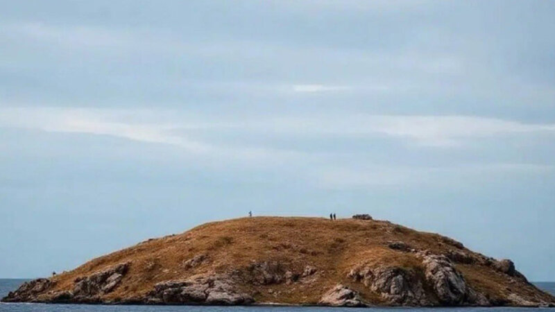 160 ildən sonra ilk: Xəzərdə "kabus ada" peyda oldu (FOTO)