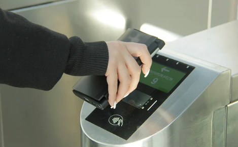 Metroda elektron cüzdanla ödəniş mümkün olacaq