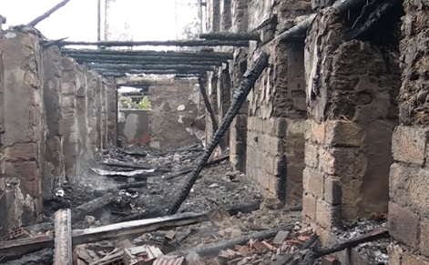 Həmin ailənin bir övladı da varmış, yanğında evdə olmayıb... - Video