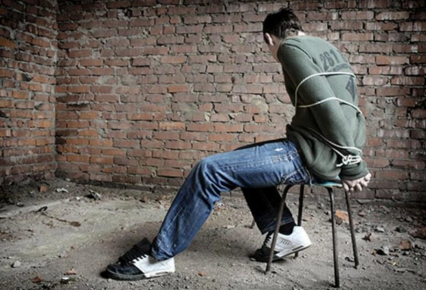 Bakıda əcnəbilərin şok əməlləri: Hamilə qadın və əri ata-oğulun əl-qolunu bağladı, sonra... – TƏFƏRRÜAT