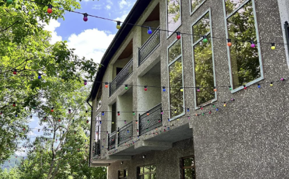 İsmayıllıda hotel yandı