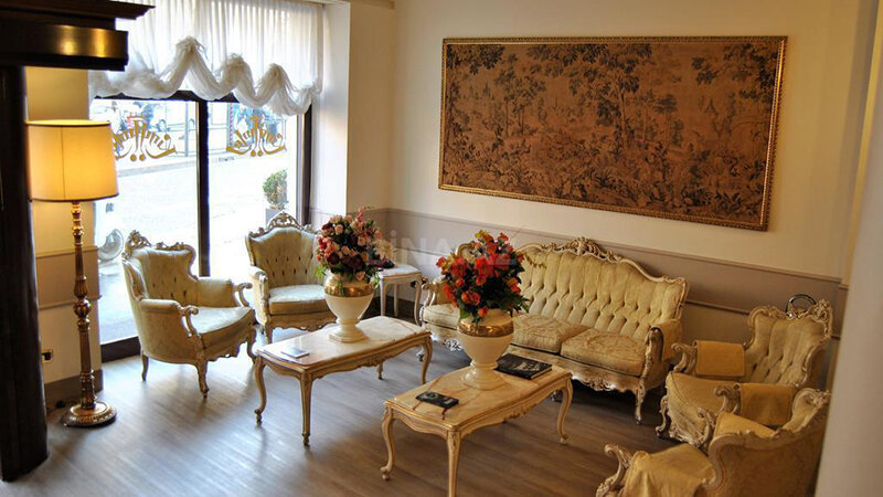 İçərişəhərdəki tarixi hotel satışa çıxarıldı (FOTO)