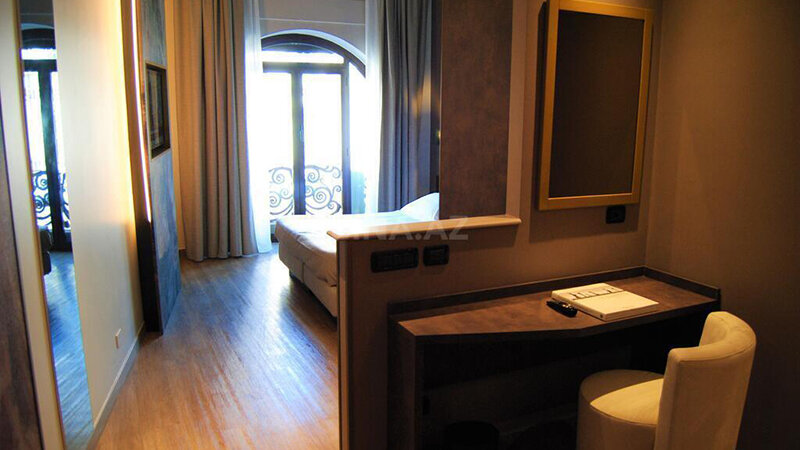 İçərişəhərdəki tarixi hotel satışa çıxarıldı (FOTO)