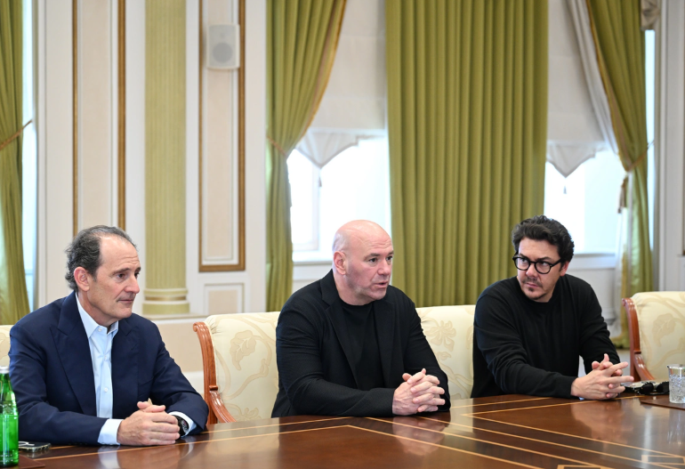 İlham Əliyev UFC-nin prezidentini qəbul edib