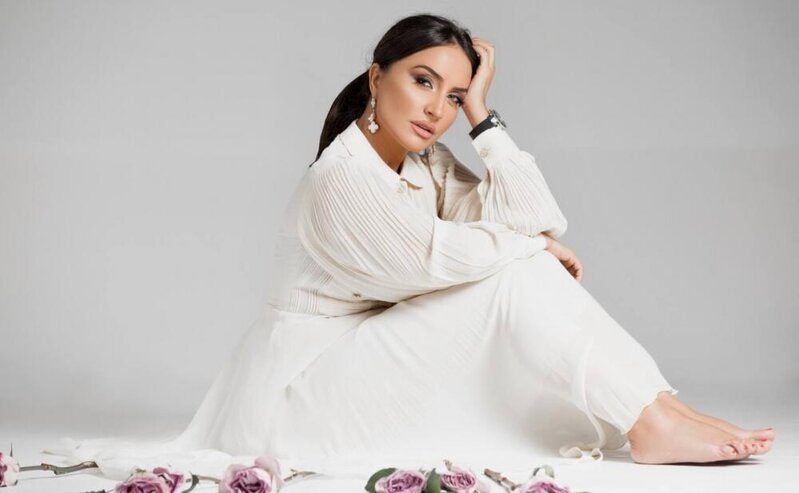 Verilişə gəlmək üçün geyimlərinə 35000 manat XƏRCLƏDİ - VİDEO