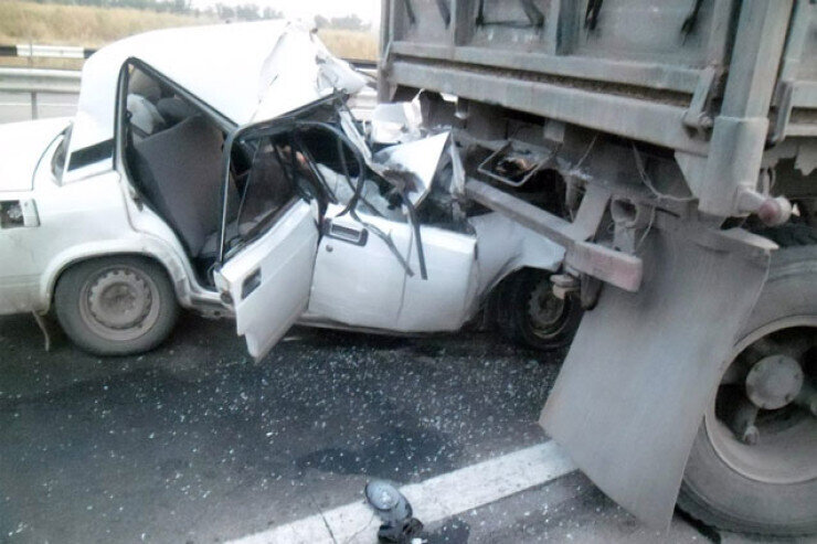 Beyləqanda iki maşıntoqquşdu:Sürücülərdən biri öldü