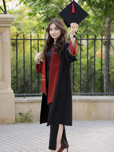 Rəşad İlyasovun qızı da məzun oldu - Fotolar