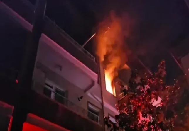 Gecəyarı azərbaycanlı gəncin evi yandı