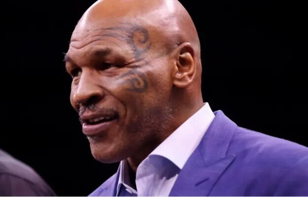 Mayk Tayson tarixin ən qorxulu döyüşçüsü saydığını açıqladı