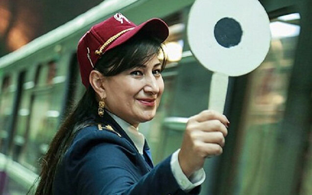 Bakı metrosunda körpə doğuldu - Yenilənib