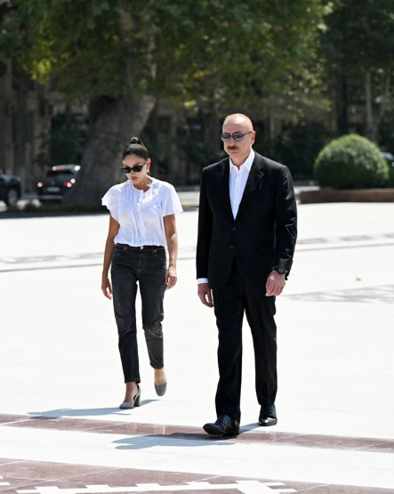 İlham Əliyev və Mehriban Əliyeva Gəncə şəhərində olublar