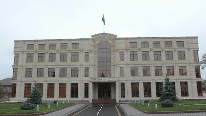 Bir ayda icra hakimiyyətindən 2,5 milyonluq sifariş alan şirkət kimindir?