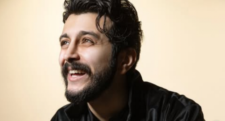 Müğənni Mərdan Kazımov da tələbə oldu