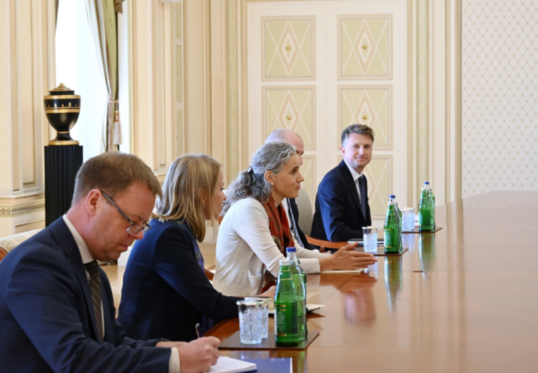 Prezident İlham Əliyev Avropa İttifaqının Cənubi Qafqaz üzrə xüsusi nümayəndəsini qəbul edib