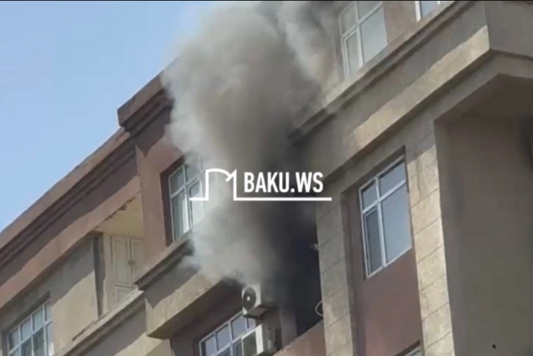 Bakıda hündürmərtəbəli binada YANĞIN: 12 nəfər təxliyə edilib