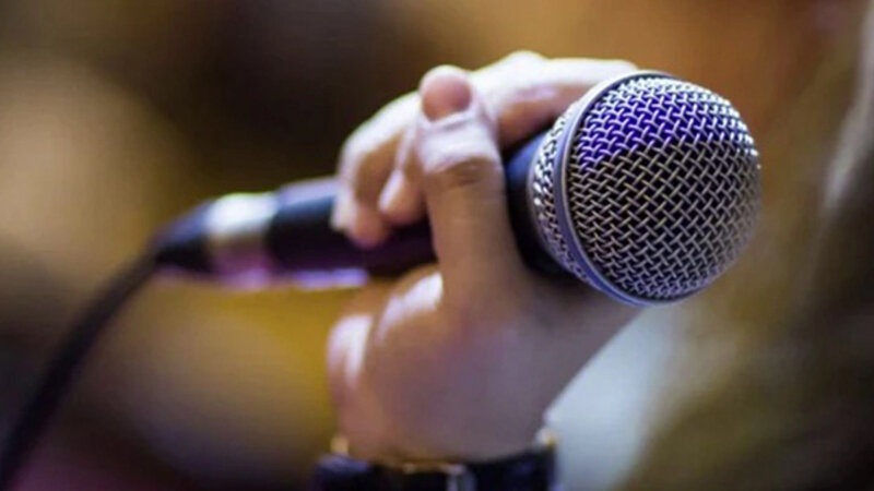 Azərbaycanda müğənni narkotikə görə həbs edildi