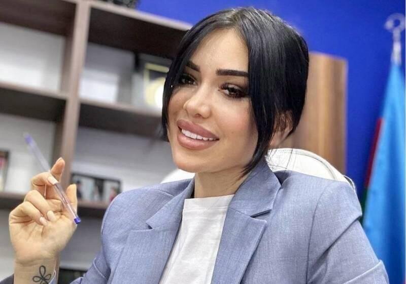 Nigar Fərhad ilk dəfə qızını göstərdi - "söz savaşı"na çıxdılar - VİDEO