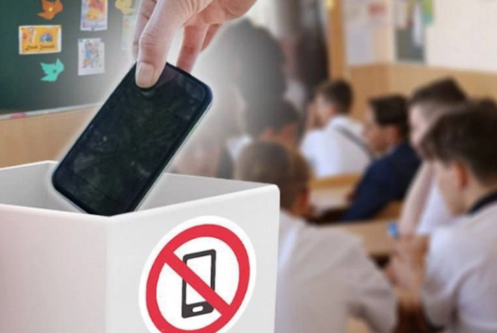 Məktəblərdə telefon işlətmək QADAĞAN EDİLİR