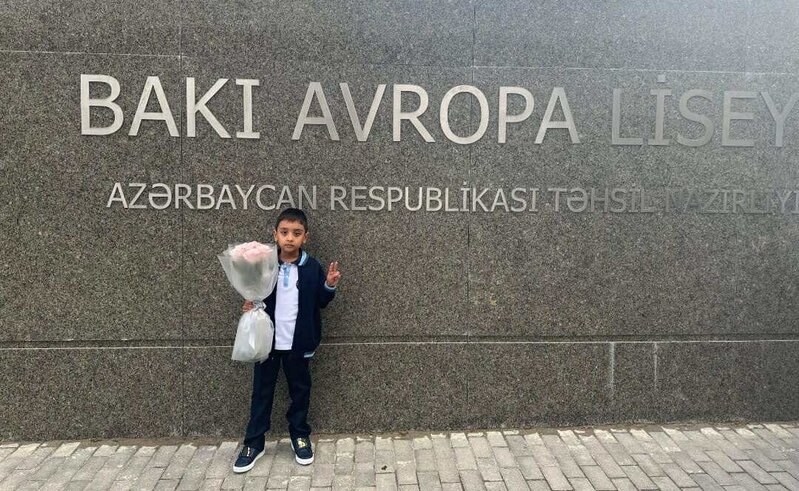 Azərbaycanda Bilik Günüdür