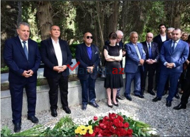 Zakir Qaralov uzun müddət sonra görüntüləndi (FOTO)