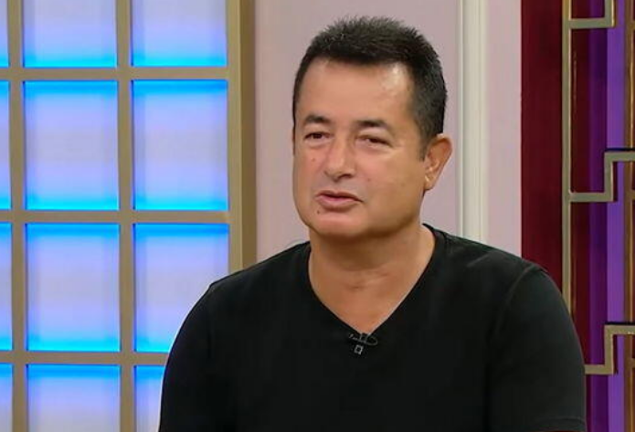 "700 saat uçuram, təyyarəni yataq kimi görürəm" - VİDEO