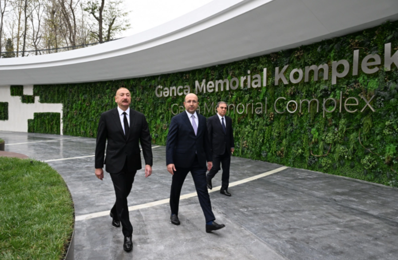 Prezident İlham Əliyev Gəncə Memorial Kompleksinin açılışında iştirak edib
