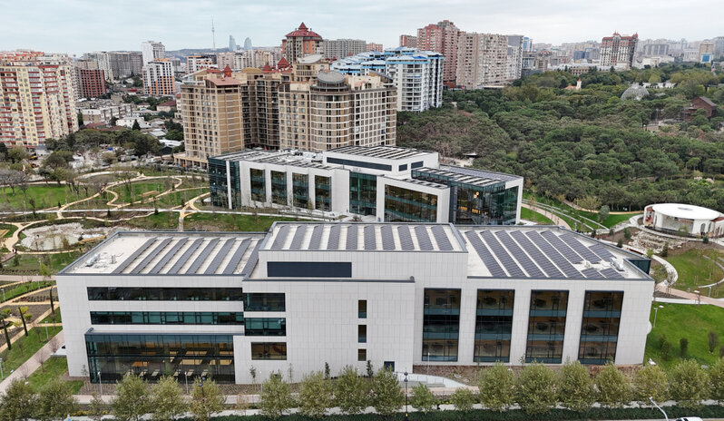 Bu gün açılışı olan universitetdən - Fotolar