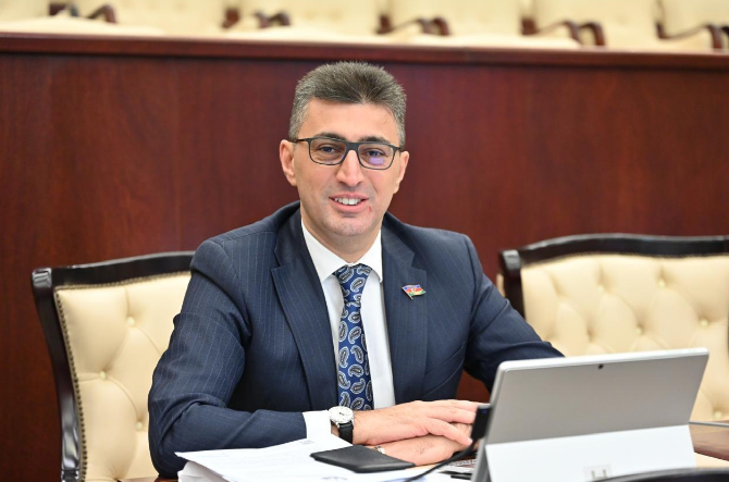 "Bu gün əldə etdiyimiz nailiyyətlər 1993-cü ildən başlanmış iqtisadi strategiyanın möhkəm təməlləri üzərində qurulmuşdur" - DEPUTAT