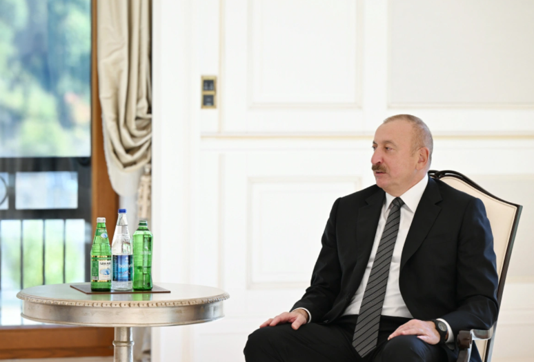 İlham Əliyev Qəbələdə Ersin Tatar ilə görüşüb