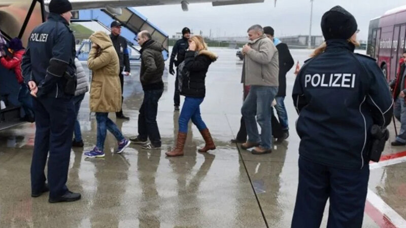 40 azərbaycanlı Almaniyadan deportasiya olundu