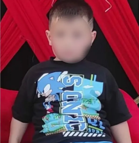 Tənəffüsdə dostları ilə oynayarkən halı pisləşən uşaq həyatını itirdi