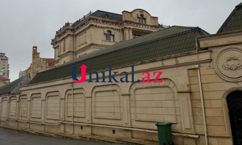 Ramiz Mehdiyev hazırda bu villasındadır - Qonşusu Ramil Usubovdur