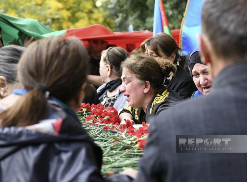 İtkin şəhidlərimiz dəfn olundu - Fotolar - Yenilənib