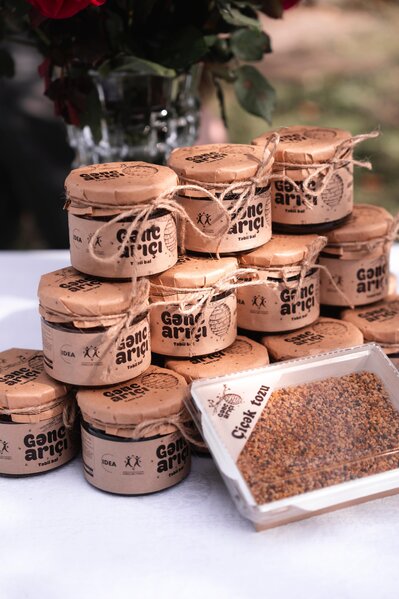 Leyla Əliyeva Qəbələdə bu ailənin qonağı oldu - Fotolar