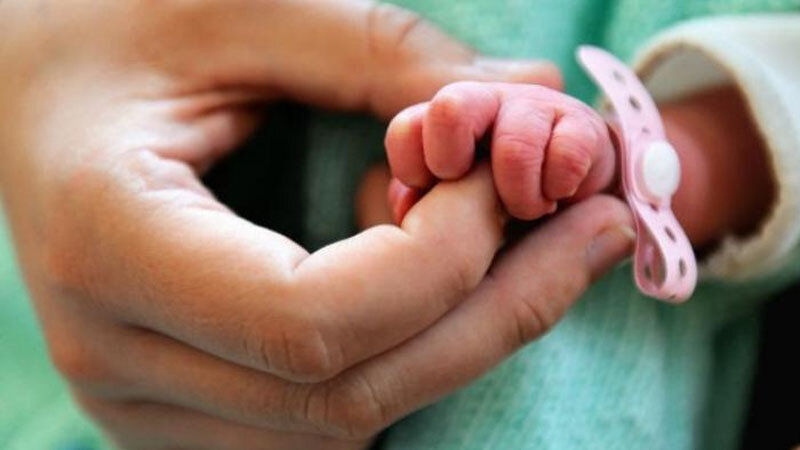 Siyəzəndə yeni doğulan körpə öldü