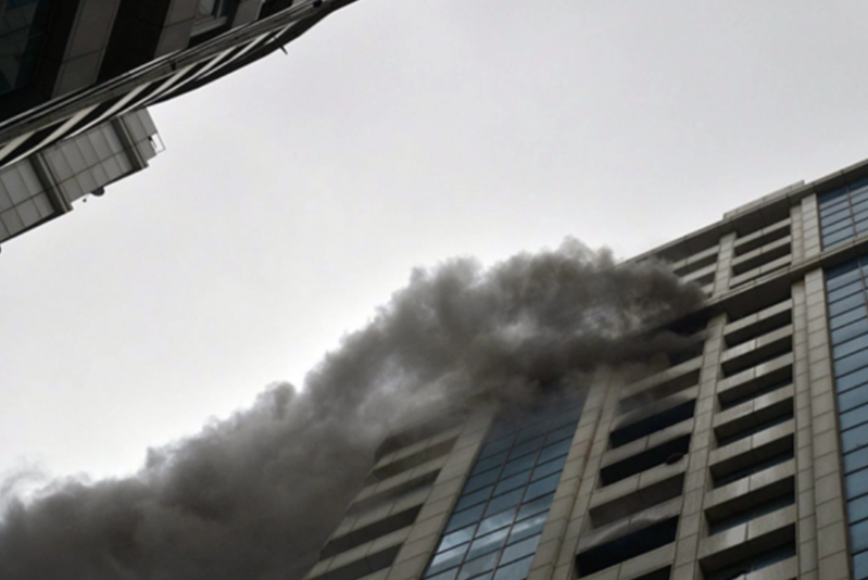 Bakıda çoxmənzilli binadakı yanğın söndürülüb