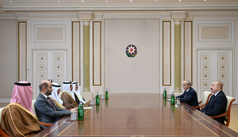 İlham Əliyev Ərəb Koordinasiya Qrupuna daxil olan üzv qurumların rəhbər şəxslərini qəbul edib